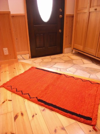 ミートモロッコ・ラグ・カーペット・アラブの絨毯とは趣の違うモロッコのじゅうたんを紹介・rugs・carpets・meetmorocco
