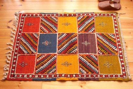 画像: モロッコ手織りラグ３　黄マス